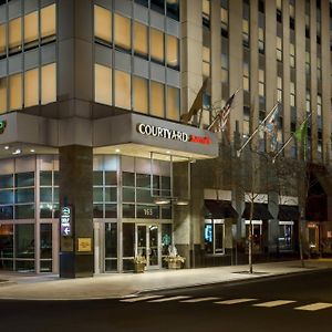 Courtyard Chicago Downtown/Magnificent Mile